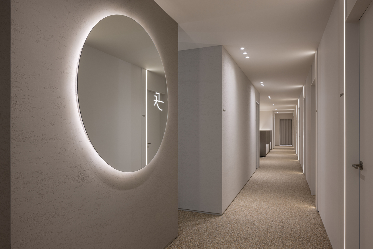 슬라이드이미지